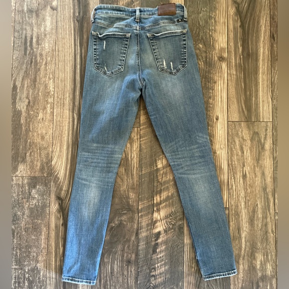 Lucky Brand Jeans - Picture 4 of 5